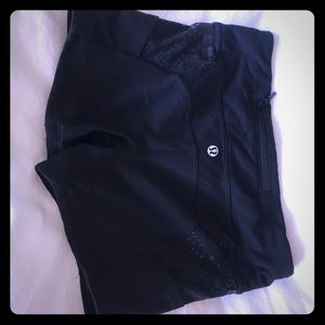 Lululemon workout shorts size 4
